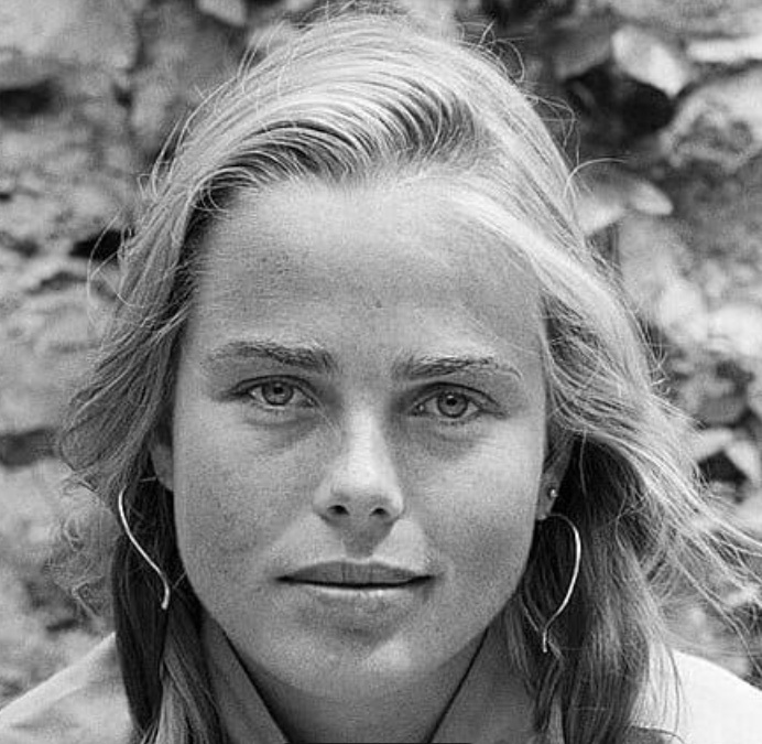 HemingwayMargot_1980_age26.jpg