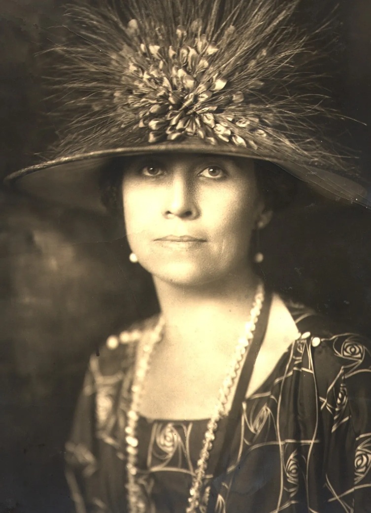 CoolidgeGraceGoodhue_1924.jpg