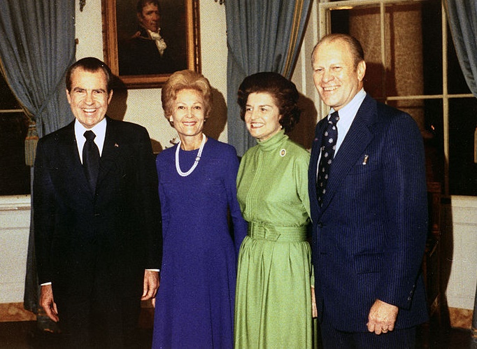 Nixon_Ford_couples_Oct1973.jpg