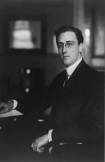 Roosevelt_Franklin_Secretary_Navy_1913.jpg