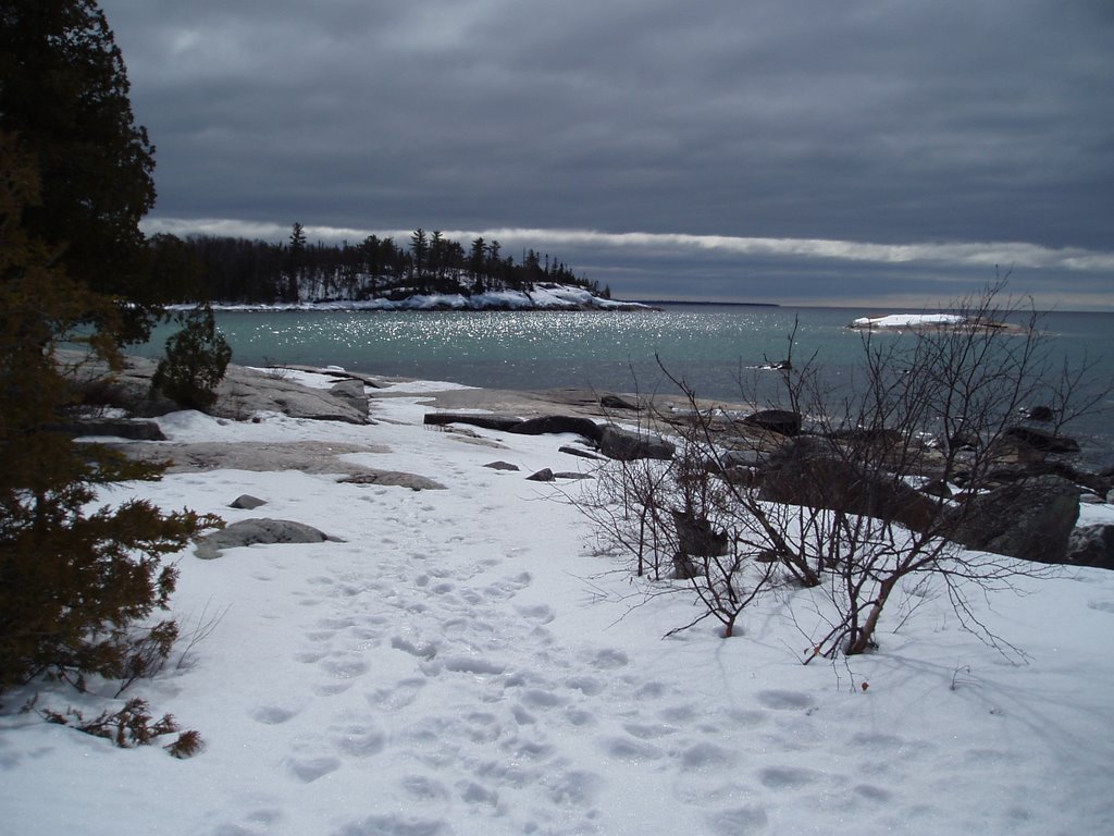 LakeSuperiorWisc_winterDay.jpg
