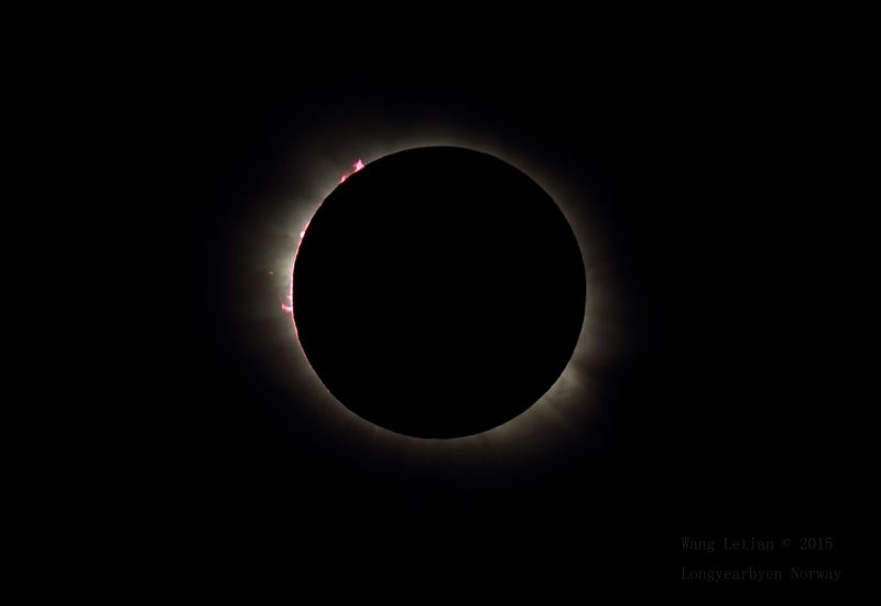 eclipse-sun-prominences-Wang-Letian-March-2015.jpg